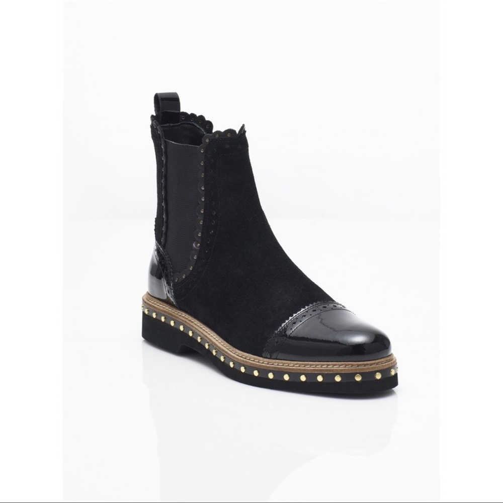 Bought but too small for me. Brand new never worn